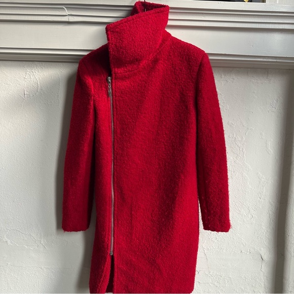 Women’s Red Textured Coat - Picture 3 of 6